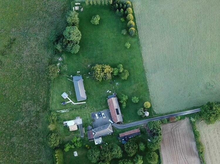 スタンダードシングルルーム, Chambres D Hôtes La Difference Le Pressoir