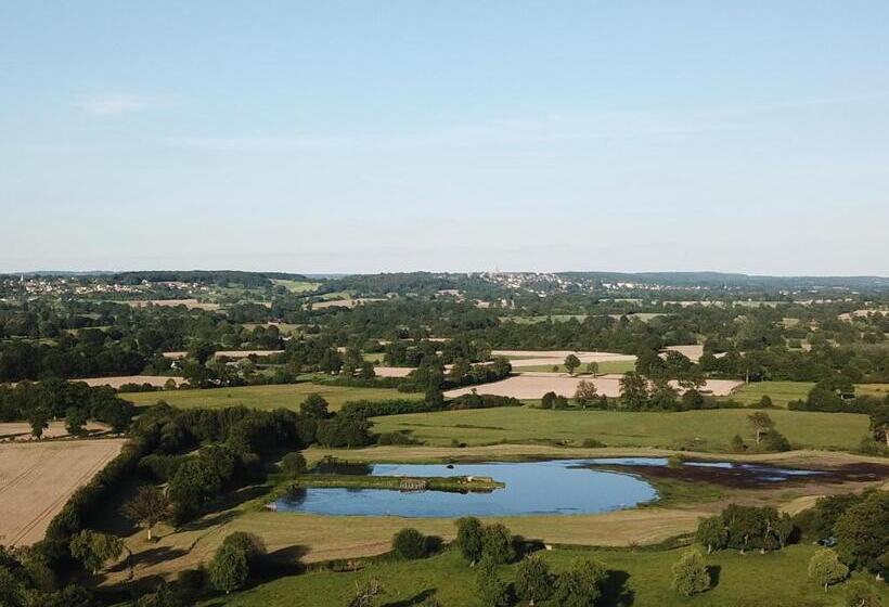 デラックスルーム, Chambres D Hôtes La Difference Le Pressoir