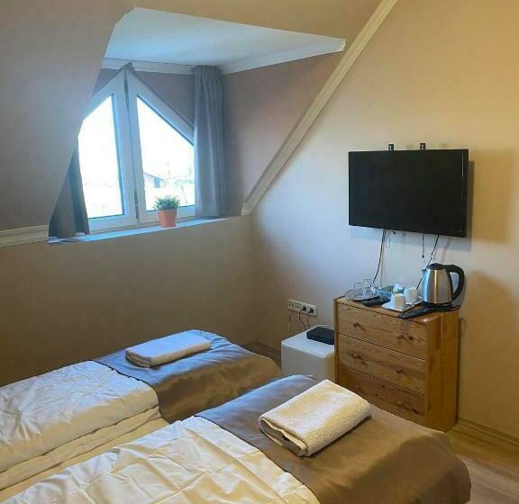 חדר סטנדרט לשלושה, La Curia Panzió