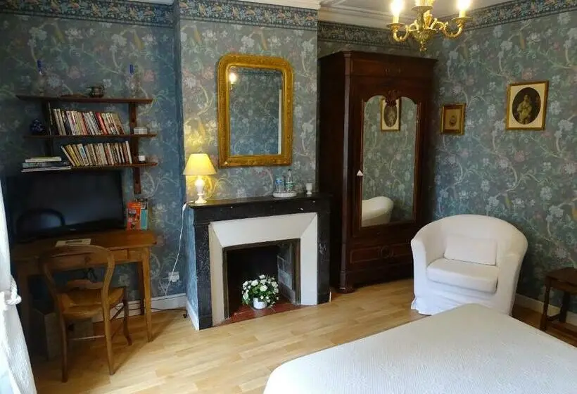 スタンダードルーム, La Maison Blanche