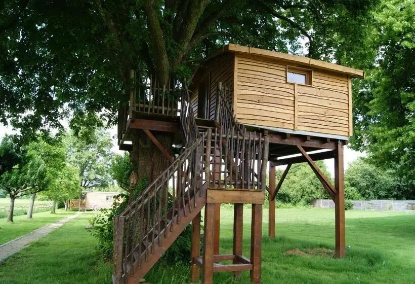 Perhebungalow, Les Cabanes De Gros Bois