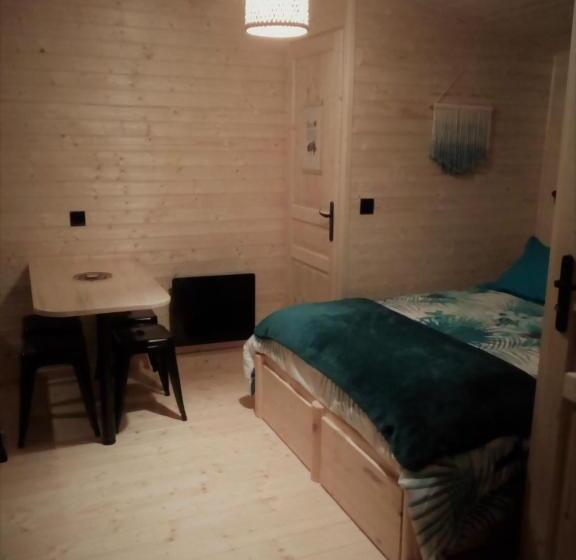 家庭洋房, Les Cabanes De Gros Bois