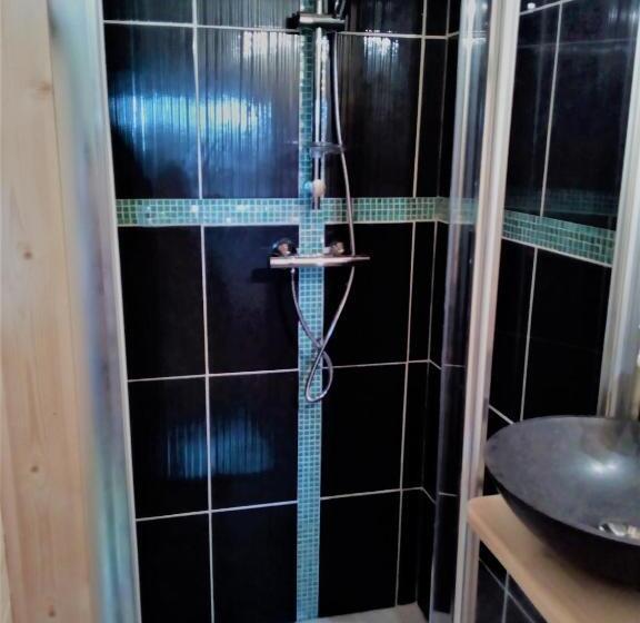 家庭洋房, Les Cabanes De Gros Bois