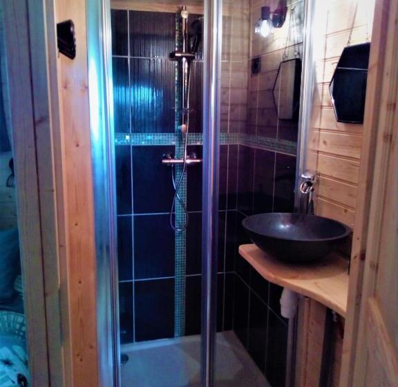 家庭洋房, Les Cabanes De Gros Bois