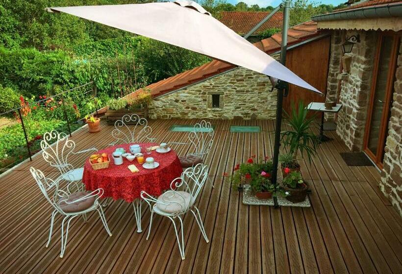 חדר משפחתי נוף לגינה, Les Chambres D Hotes De Laurette