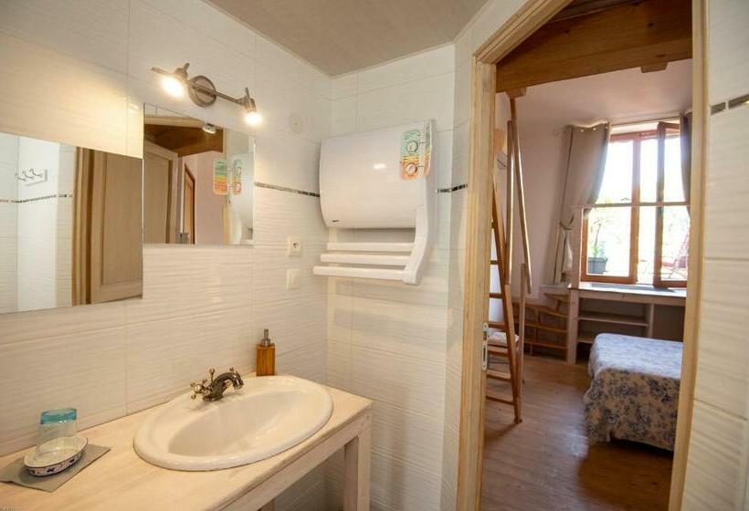 חדר משפחתי נוף לגינה, Les Chambres D Hotes De Laurette