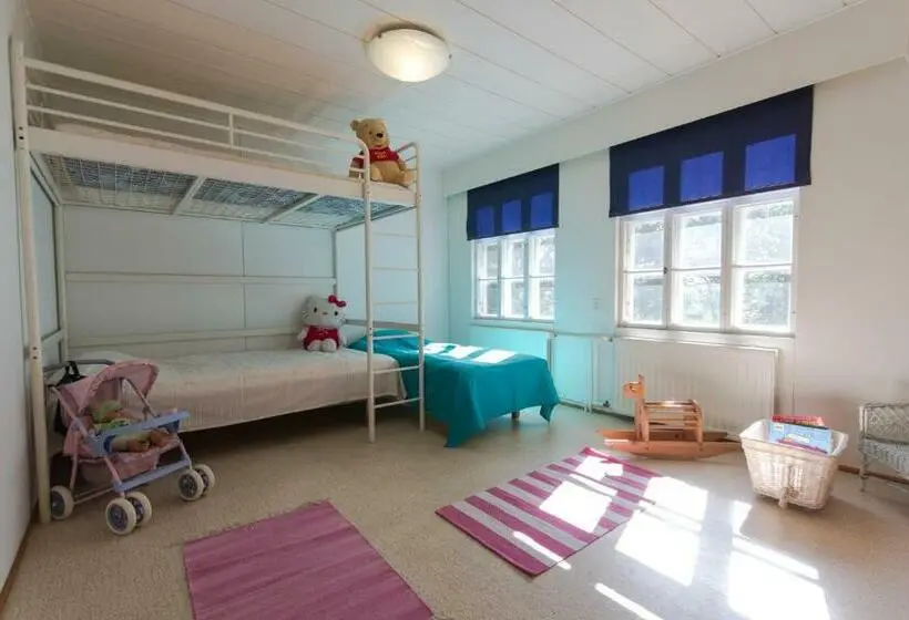 浴室共有スタンダード４人用ルーム, Villa Högbo