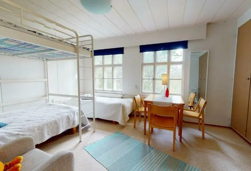 浴室共有スタンダード４人用ルーム, Villa Högbo