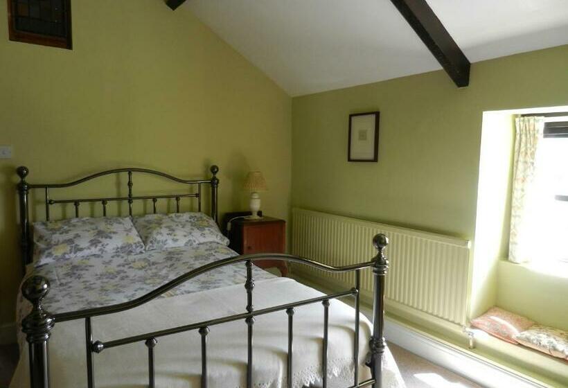 Номер Стандарт, Cilwen Country House Bed And Breakfast