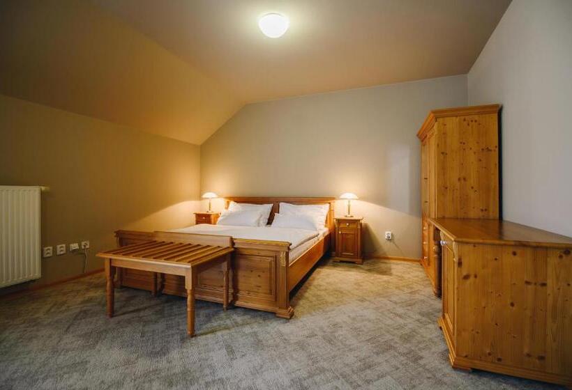 Апартаменты 1 Спальня с Балконом, Kounický Dvůr