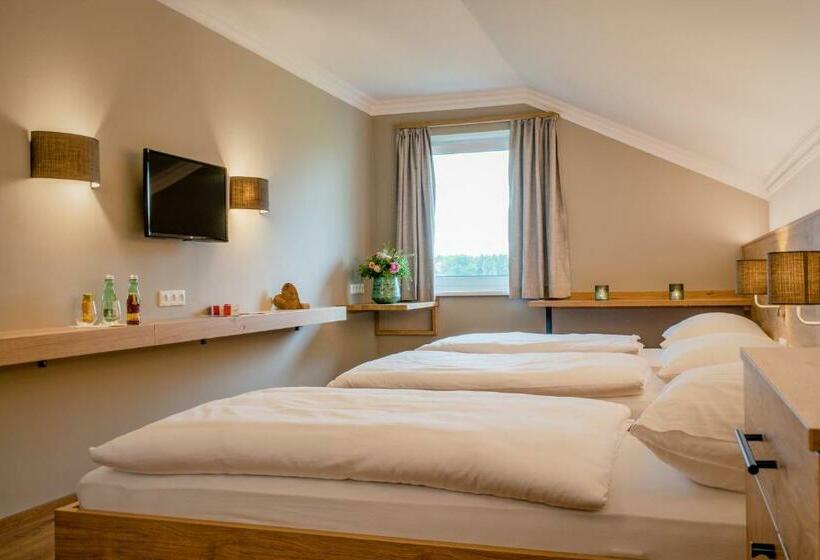 标准三人间, Z Leithen