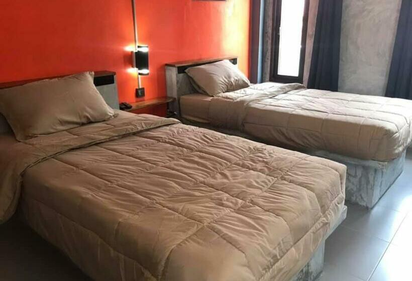 غرفة قياسية, Janrawee Resort