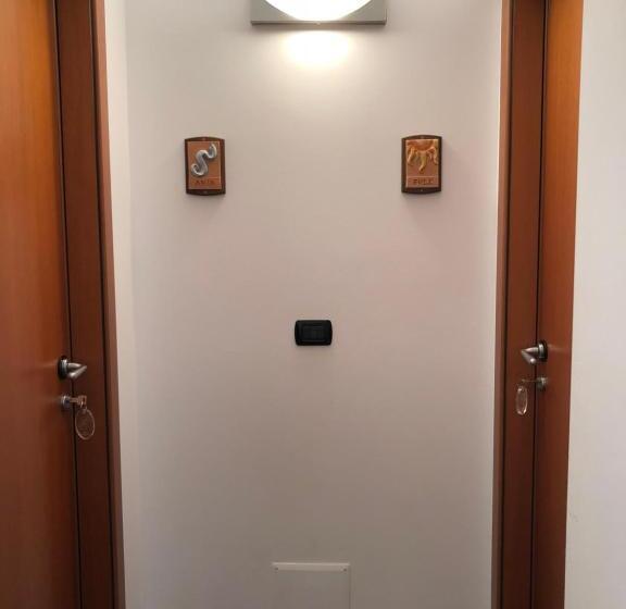 חדר סטנדרט עם מרפסת, Luxury B&b Dimora Albani