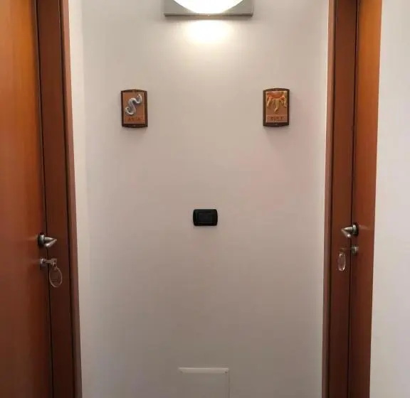 バルコニー付きスタンダードルーム, Luxury B&b Dimora Albani