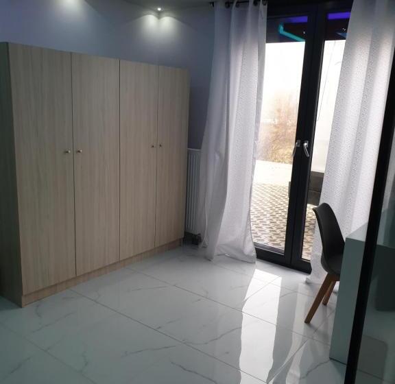 סוויטה, Andromachi Apartments