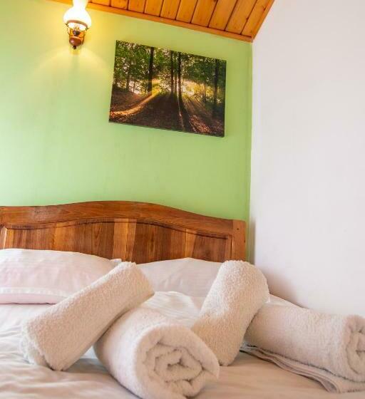 Номер Deluxe, Casa Albă