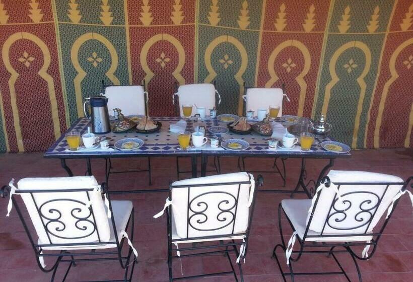 غرفة قياسية فردية حمام مشترك, Dar Ilyana