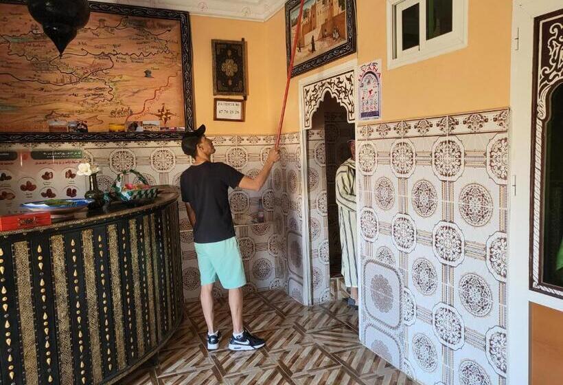 غرفة قياسية فردية حمام مشترك, Dar Ilyana