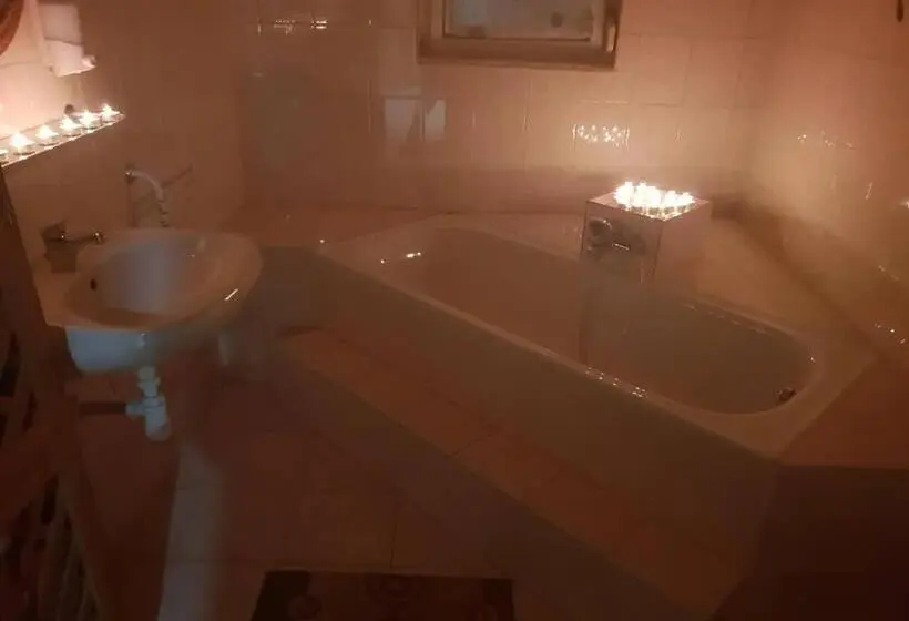 ベーシックトリプルルーム, Kerka Völgyi Vendégház