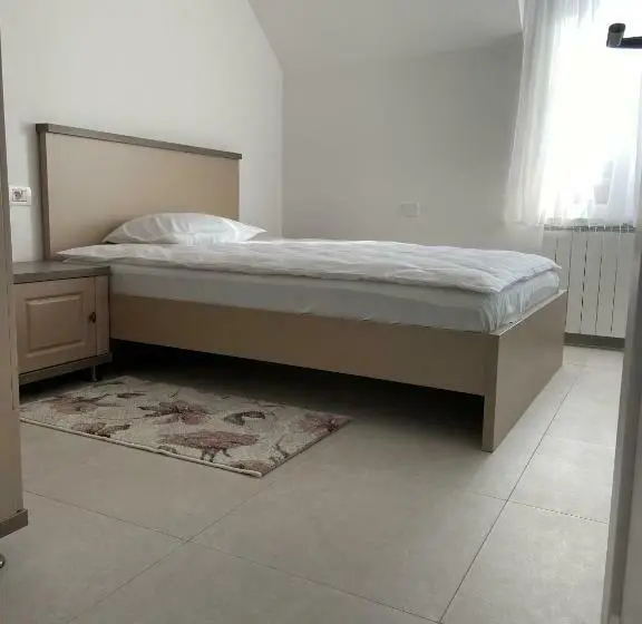 Standard Single Room, La Foresteria