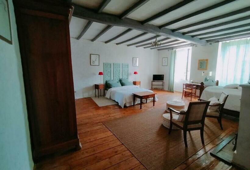 غرفة قياسية مطلّة علي الحديقة, Les Grands Vents