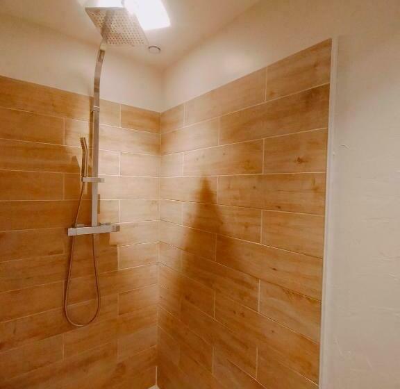 غرفة قياسية مطلّة علي الحديقة, Les Grands Vents