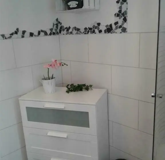 Standard Yhden Hengen Huone, Pension Hofmann
