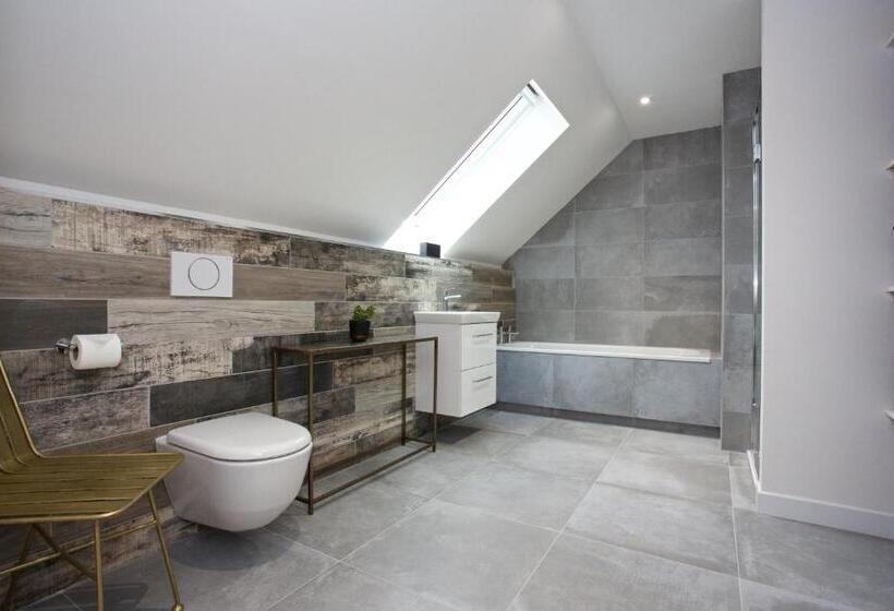 منزل 4 غرف نوم, Loch Tay Highland Lodges And Glamping Park