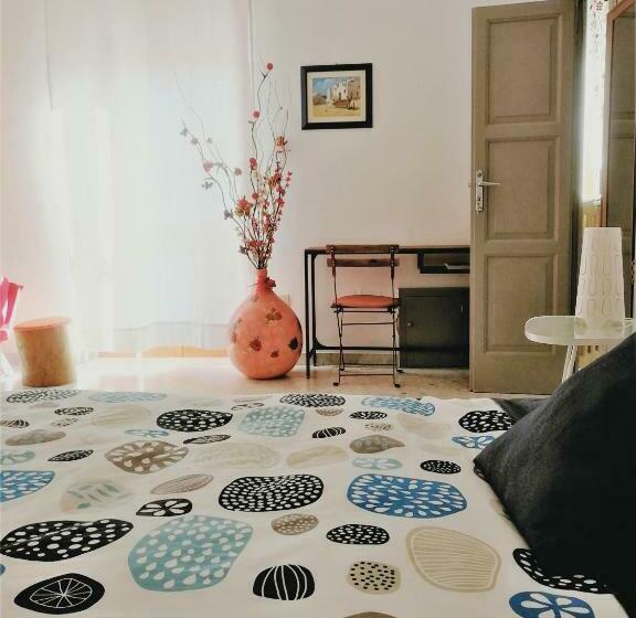 חדר סטנדרט לשלושה, B&b Agorà