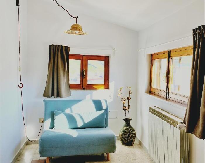 חדר סטנדרט לארבעה, B&b Agorà