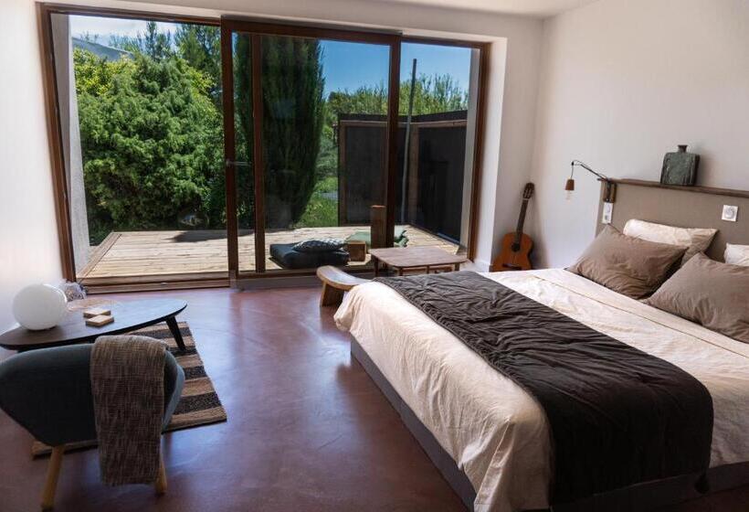 Номер Deluxe, 4u Bed & Spa