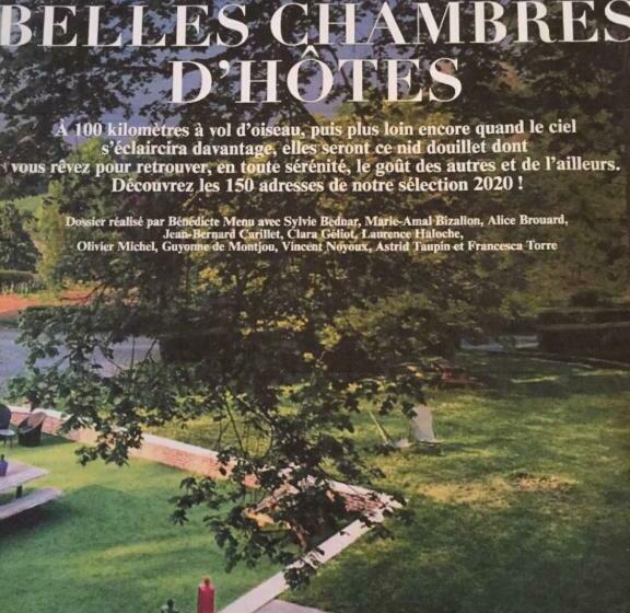 デラックスルーム, Escudes