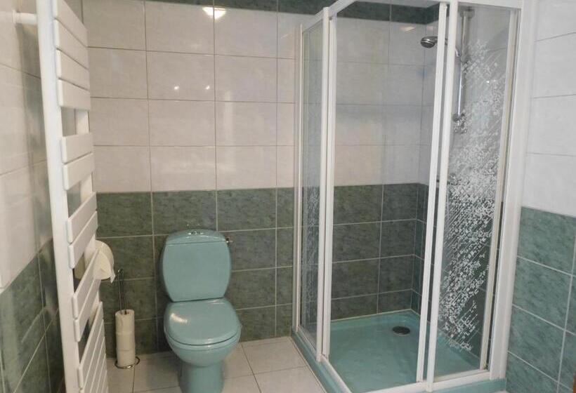 חדר סטנדרט טריפל חדר רחצה חיצוני, La Forge