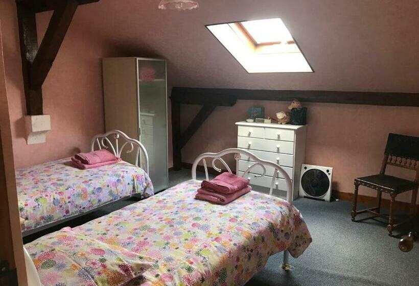 家庭套房, Le Logis Des Quatre Puits