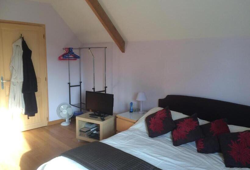 Студия Deluxe, Les Petits Chenes