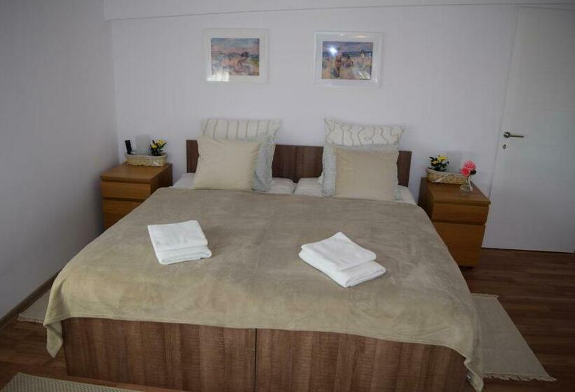 Номер Deluxe, Pensiunea Corbeanca   Cazare Si Evenimente