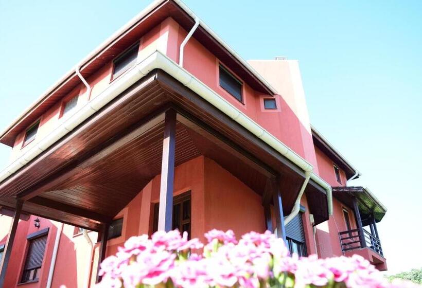 Четырехместный Номер Deluxe, Pensiunea Corbeanca   Cazare Si Evenimente