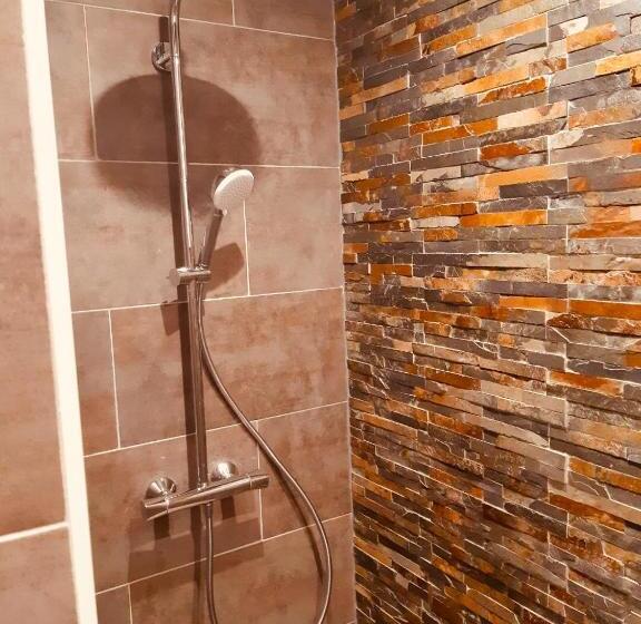 חדר סטנדרט חדר אמבטיה משותף, Ferme Familiale Chez Lili