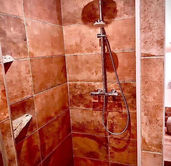 דירת שלושה חדרים, Ferme Familiale Chez Lili