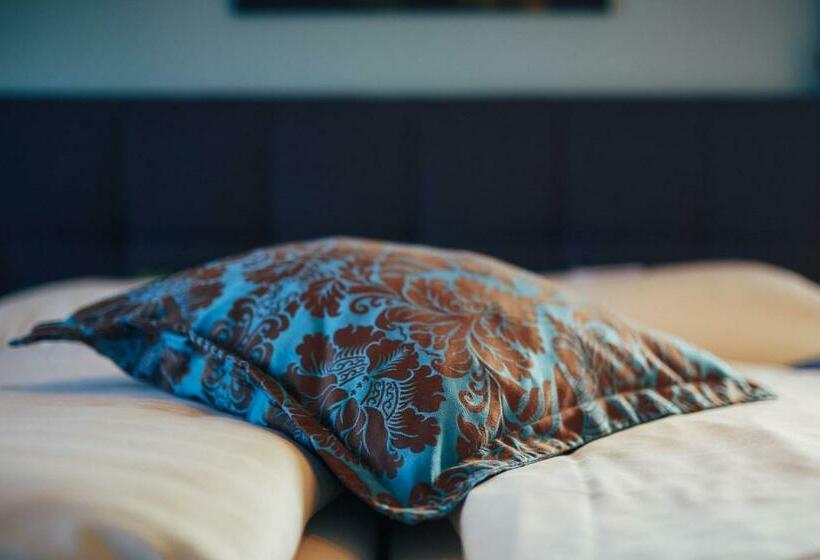 Номер Basic, Fetz Das Loreley