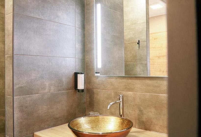 Номер Superior, Fetz Das Loreley