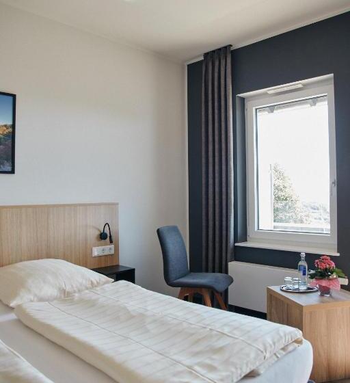 Номер Superior, Fetz Das Loreley