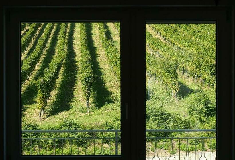 バルコニー付きスタンダードルーム, Feudo Di Castelmozzo