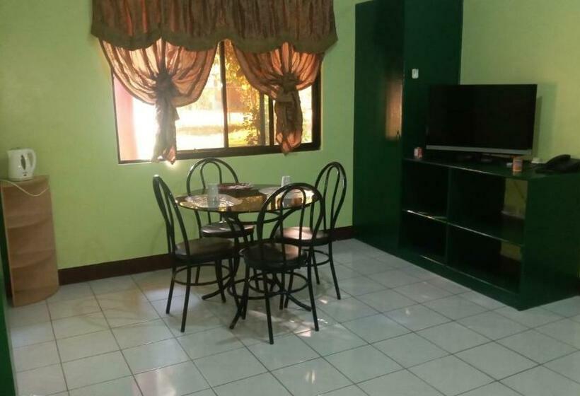 اتاق لوکس, Jconfarm