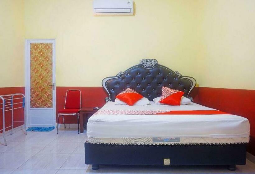 Номер Стандарт, Oyo 91433  Sari Jeneponto