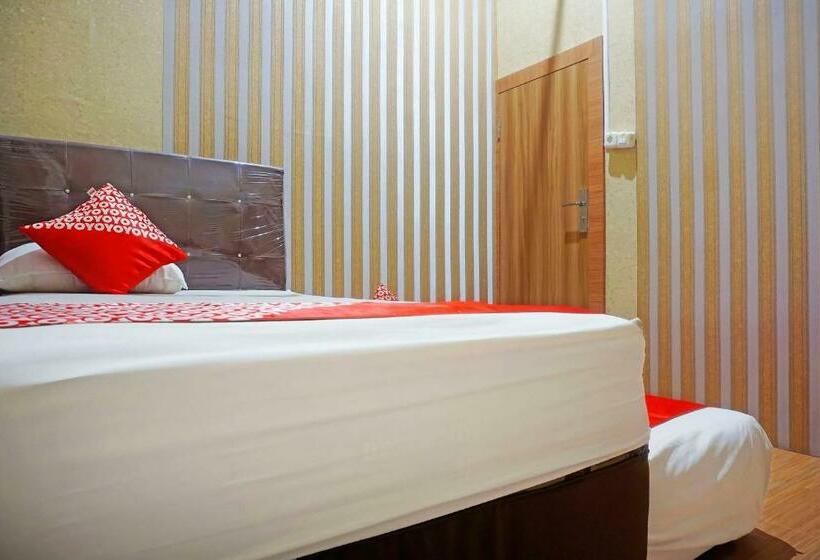 Номер Стандарт, Oyo 91433  Sari Jeneponto