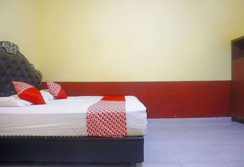 Номер Стандарт, Oyo 91433  Sari Jeneponto