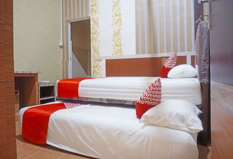 Номер Стандарт, Oyo 91433  Sari Jeneponto