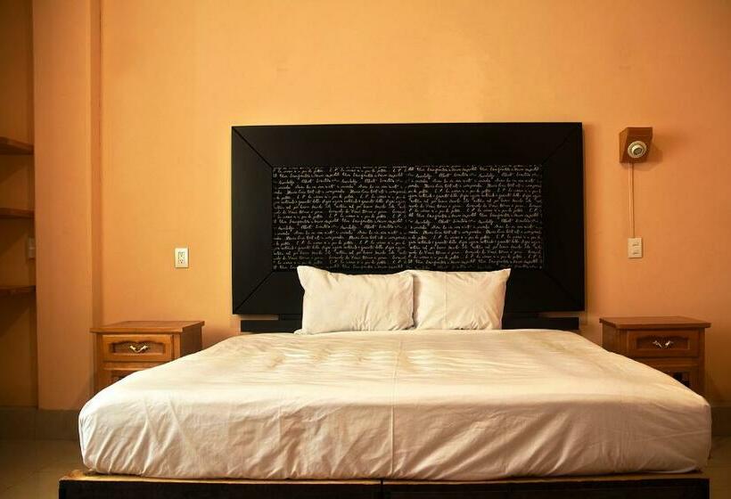 חדר סופריור, Oyo Trigos De Oro