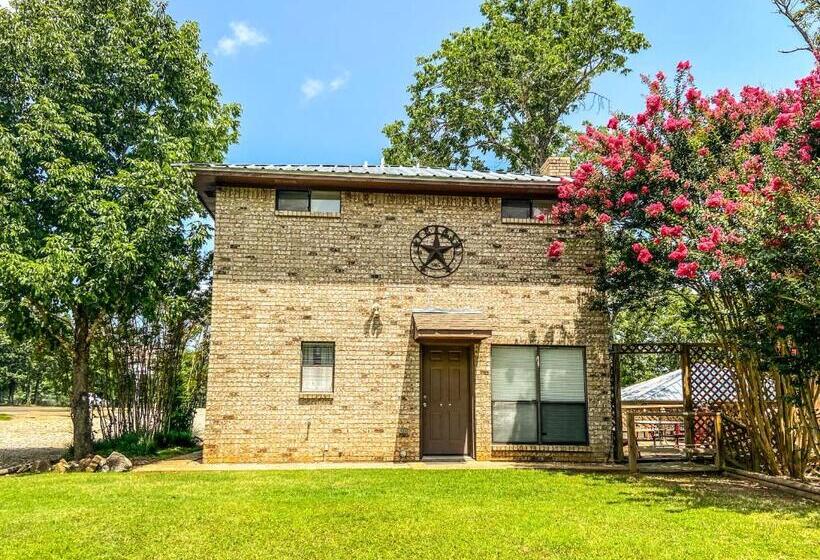 带2个卧室的公寓, Reel Inn And Lodge